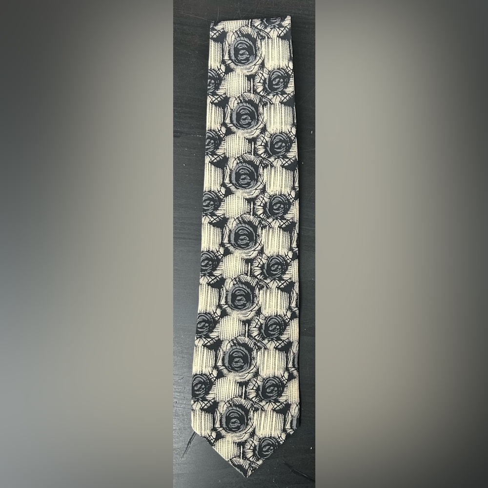 Sophisticated Black and Cream Floral Silk Tie